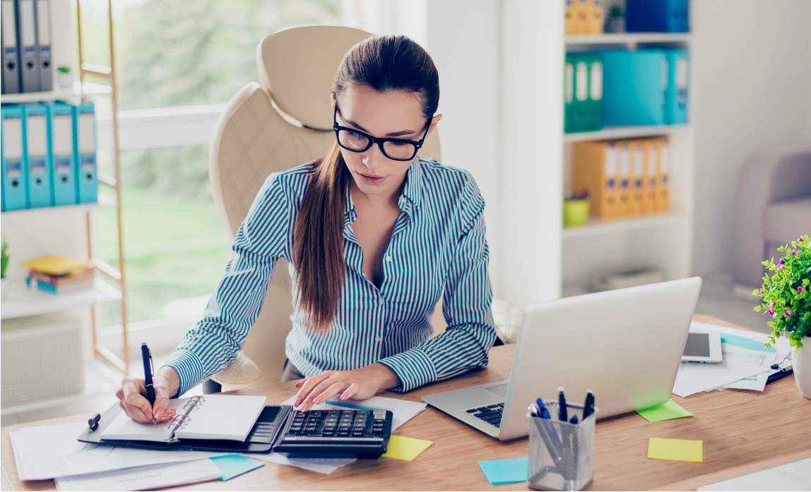 Do You Need An Accountant To File Your Tax Return Money Donut