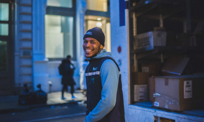 Self-employed person working for a courier service